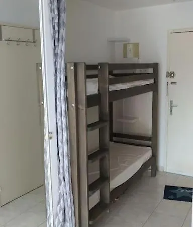 4 Pers Cap D'agde Avec Loggia דירה