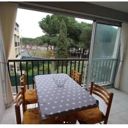 4 Pers Cap D'agde Avec Loggia דירה *